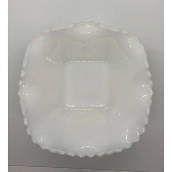 Milk Glass Square Candy Dish Bowl Diamond Pattern Ruffled Edge Set of 4 - Picture 3 of 8